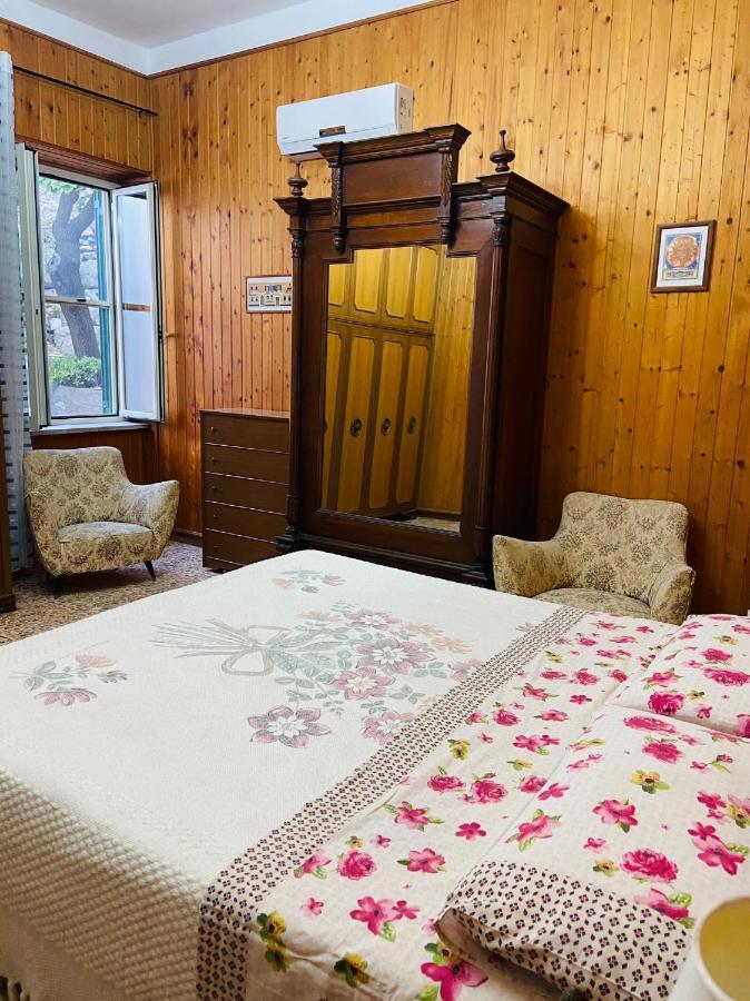 Villa Ninetta-Isabella Gaeta Kültér fotó